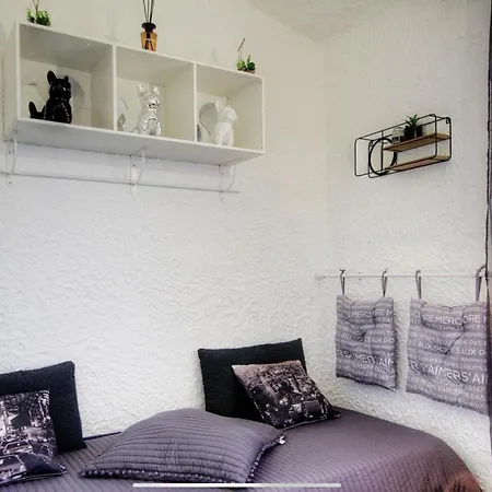 Apartment 165