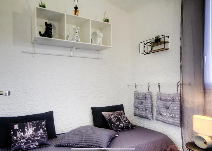 Apartment 165